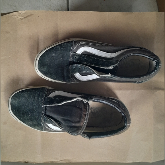VANS - Picture 3 of 5